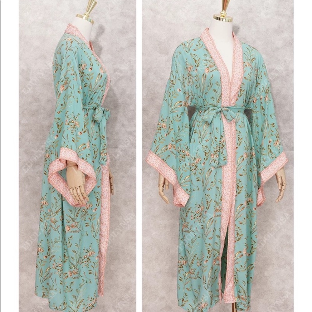 “Charlotte” Maisie Kimono - Picture 16 of 16